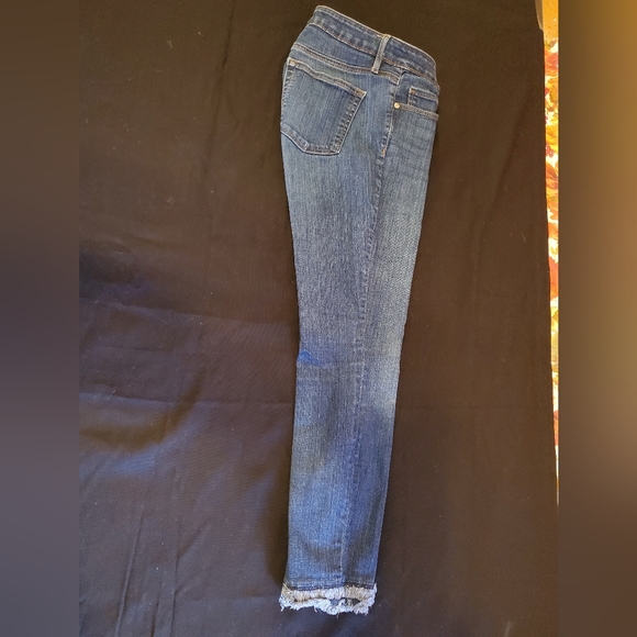 LOFT Blue Jeans👖 - Picture 3 of 12